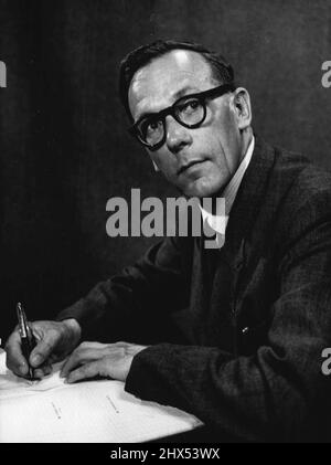 Les politiciens britanniques: Albert E. Oram, député -- député de East Ham South et député syndical. Officier de recherche du Parti coopératif, il a servi avec l'Artillerie royale pendant la dernière guerre. 21 septembre 1955. (Photo de R.S. Martin, Camera Press). Banque D'Images