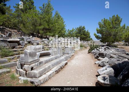 Turquie, près de Kusadasi, ruines de Priene, vue sur l'Agora, ou marché Banque D'Images