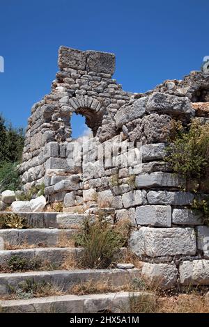 Turquie, près de Kusadasi, ruines de Priene, l'une des principales portes de la ville Banque D'Images