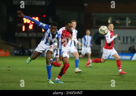 HARTLEPOOL, ROYAUME-UNI. 9th MARS Timi Odusina, de Hartlepool United, remporte un titre lors du match de Trophée de l'EFL entre Hartlepool United et Rotherham United à Victoria Park, à Hartlepool, le mercredi 9th mars 2022. (Crédit : Michael Driver | MI News) crédit : MI News & Sport /Alay Live News Banque D'Images