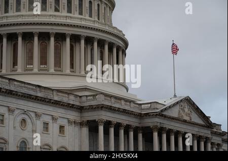 Washington, États-Unis. 09th mars 2022. Une vue générale du Capitole des États-Unis, à Washington, DC, le mercredi 9 mars, 2022. (Graeme Sloan/Sipa USA) Credit: SIPA USA/Alay Live News Banque D'Images