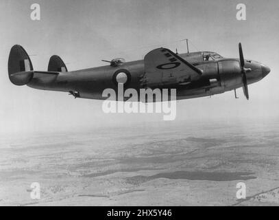 Patrouilles sous-marines australiennes - Ventura Bomber, construit aux États-Unis, est largement utilisé pour les travaux de patrouille sous-marine sur la côte australienne. 6 mars 1945. • Patrouilles sous-marines australiennes - Ventura Bomber construit par les Américains est largement utilisé pour les travaux de patrouille sous-marine sur la côte australienne. Banque D'Images