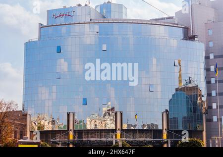 Le Hyatt Regency 5 étoiles hôtel de luxe dans Ally Tarasovoi Street, la vieille ville de Kiev (Kiev), capitale de l'Ukraine, emplacement des émissions de guerre de la BBC Banque D'Images