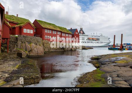 Torshavn, Îles Féroé, Danemark - 03 mai 2018 : quelques bâtiments anciens et traditionnels à Tinganes, Torshavn, Îles Féroé, Danemark. Banque D'Images