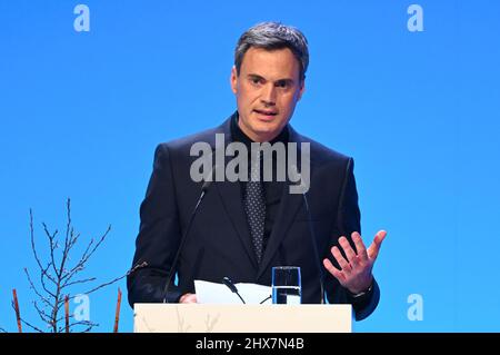 Mayence, Allemagne. 10th mars 2022. Norbert Himmler, directeur de programme et futur directeur de la ZDF, s'exprime lors de la fête d'adieu pour son prédécesseur Bellut. Credit: Arne Dedert/dpa/Alay Live News Banque D'Images