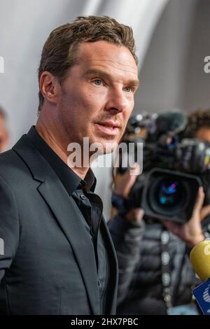 Santa Barbara, États-Unis. 09th mars 2022. Arrivées de tapis rouge, Benoît Cumberbatch. Le Festival international du film de Santa Barbara 37th rend hommage à Benoît Cumberbatch avec le Cinema Vanguard Award au Arlington Theatre de Santa Barbara, Californie, le 9 mars 2022. (Photo de Rod Rolle/Sipa USA) Credit: SIPA USA/Alay Live News Banque D'Images