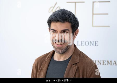 Rome, Italie - le 10 mars 2022, Pierfrancesco Favino assiste au photocall pour le film 'Corro da te'. Crédits: Luigi de Pompeis/Alamy Live News Banque D'Images