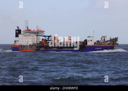 Le dredger Utrecht arrive dans le port de Rotterdam le 30 janvier 2022. Banque D'Images