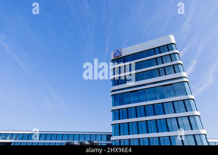 Essen, Allemagne. 09th mars 2022. Vue sur le nouveau campus Aldi. Credit: Rolf Vennenbernd/dpa/Alay Live News Banque D'Images