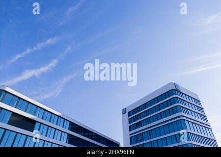 Essen, Allemagne. 09th mars 2022. Vue sur le nouveau campus Aldi. Credit: Rolf Vennenbernd/dpa/Alay Live News Banque D'Images