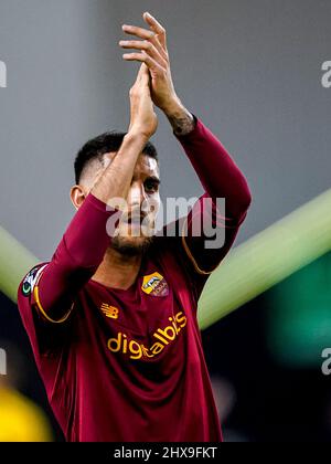 Arnhem, pays-Bas. 10th mars 2022. ARNHEM, PAYS-BAS - MARS 10: Lorenzo Pellegrini d'AS Roma célébrant la victoire lors de la Ligue de conférence UEFA Europa, Knockout stage, 1/8 finale match entre Vitesse et AS Roma à Gelredome le 10 mars 2022 à Arnhem, pays-Bas (photo de Jeroen Meuwsen/Orange Pictures) Credit: Orange pics BV/Alay Live News Banque D'Images