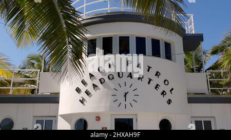 Siège social de Beach Patrol à Miami Beach - MIAMI, FLORIDE - le 14 FÉVRIER 2022 Banque D'Images