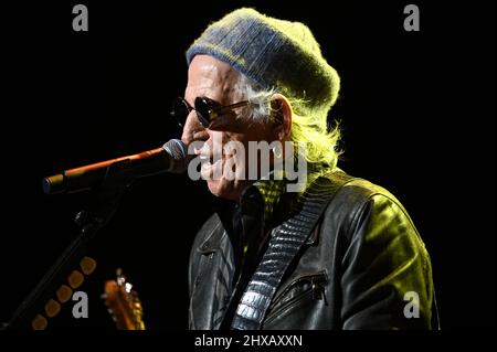 New York, États-Unis. 10th mars 2022. Keith Richards et les X-pensive Winos se produisent sur scène lors du sixième concert annuel Love Rocks NYC Benefit concert for God's Love que nous livrons au Beacon Theatre de New York, NY, le 10 mars 2022. (Photo par Anthony Behar/Sipa USA) crédit: SIPA USA/Alay Live News Banque D'Images