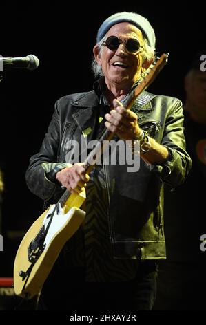 New York, États-Unis. 10th mars 2022. Keith Richards et les X-pensive Winos se produisent sur scène lors du sixième concert annuel Love Rocks NYC Benefit concert for God's Love que nous livrons au Beacon Theatre de New York, NY, le 10 mars 2022. (Photo par Anthony Behar/Sipa USA) crédit: SIPA USA/Alay Live News Banque D'Images