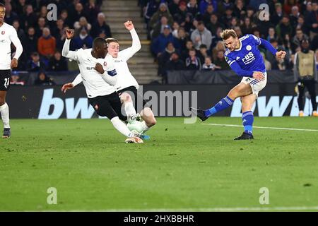 Leicester, Royaume-Uni. 10th mars 2022. Kiernan Dewsbury-Hall (22) a bloqué son tir lors de la Ligue de conférence de l'UEFA, Round of 16, match de football à 1st jambes entre Leicester City et Stade Rennais (Rennes) le 10 mars 2022 au King Power Stadium de Leicester, Angleterre - photo: John Mallett/DPPI/Media LiveCredit: Independent photo Agency/Alay Live News Banque D'Images