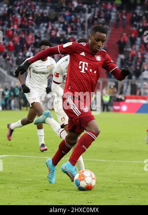 Bouna Sarr du Bayern Muenchen FC Bayern MŸnchen Bayer Leverkusen 1. Fussball Bundesliga saison 2021 / 2022 5.3.2022 © diebilderwelt / Alamy stock Banque D'Images