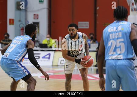 Palazzetto dello Sport Mario Radi, Cremona, Italie, 09 mars 2022, Jalen Harris (Vanoli Cremona) pendant Vanoli Panier Cremona vs GeVi Napoli - Itali Banque D'Images