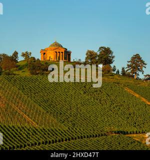 Chapelle funéraire dans les vignobles près de Stuttgart-Rotenberg, Bade-Wurtemberg, Allemagne Banque D'Images