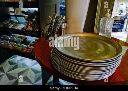 Femme maison artisanale de pain, l'Artisa, dans la région de la Condesa, Mexico, Mexique Banque D'Images