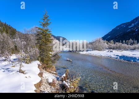 Allemagne, Bavière, haute-Bavière, pays de Tölzer, Isarwinkel, Lenggries, district de Vorderriß, paysage de rivière sauvage Isartal près de Vorderriß Banque D'Images