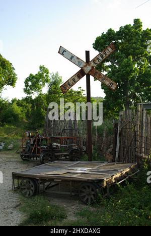 Matériel ferroviaire et ferroviaire. Croiseur de chemin de fer (crozero ferocarril) à Punta Alegre, Cuba. Banque D'Images