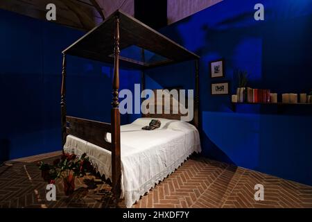 Nichelino, Italie. 11th mars 2022. Nichelino, Italie. Frida Kahlo à travers la lentille de l'exposition Nickolas Muray à Stupinigi (Turin) avant l'ouverture. Credit: MLBARIONA/Alamy Live News Banque D'Images