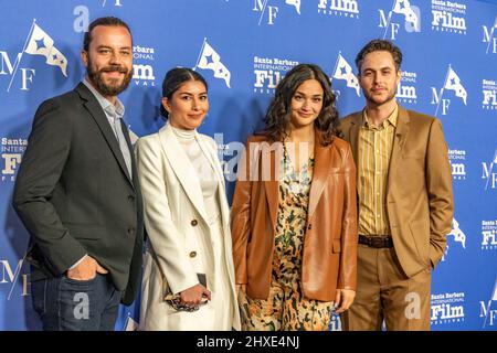 Santa Barbara, États-Unis. 10th mars 2022. Arrivée de tapis rouge (I-r) Rich Williamson, Shasha Nakhai, Kenya-Jade Pinto et Tommaso d'Ovidio (Scarborough). Le Festival international du film de Santa Barbara 37th rend hommage à Javier Bardem et à Nicole Kidman avec le Prix du Maître moderne au Arlington Theatre de Santa Barbara, en Californie, le 10 mars 2022. (Photo de Rod Rolle/Sipa USA) Credit: SIPA USA/Alay Live News Banque D'Images