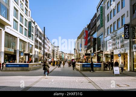 Zone piétonne Schwadowstrasse Dusseldorf Banque D'Images