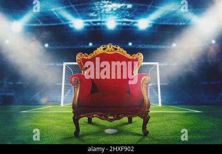 Confortable et luxueux fauteuil en velours dans un stade de football Banque D'Images