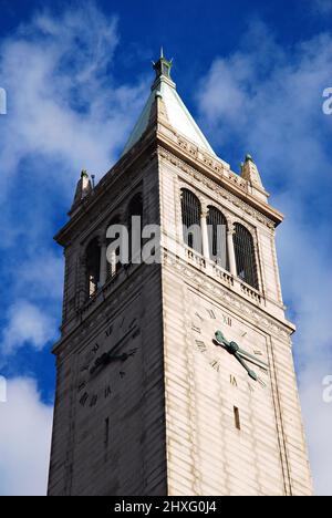 Sather Tower, Université de Californie, Berkeley Banque D'Images