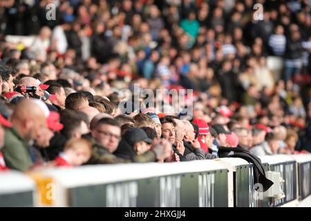 Nottingham, Royaume-Uni. 12th mars 2022. Nottingham Forest fans pendant le jeu de Champioinship EFL entre Nottingham Forest et Reading à City Ground à Nottingham, Angleterre Paul Bisser/SPP crédit: SPP Sport Press photo. /Alamy Live News Banque D'Images