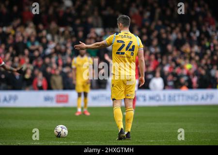 Nottingham, Royaume-Uni. 12th mars 2022. Scott Dann ( 24 Reading ) pendant le match de Champioinship de l'EFL entre la forêt de Nottingham et la lecture à City Ground à Nottingham, Angleterre Paul Bisser/SPP crédit: SPP Sport Press photo. /Alamy Live News Banque D'Images