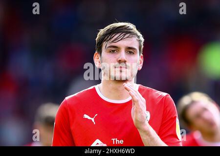 Oakwell, Barnsley, Angleterre - 12th mars 2022 Liam Kitching (5) de Barnsley - pendant le jeu Barnsley v Fulham, Sky Bet EFL Championship 2021/22, à Oakwell, Barnsley, Angleterre - 12th mars 2022 crédit: Arthur Haigh/WhiteRosePhotos/Alamy Live News Banque D'Images