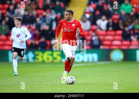 Oakwell, Barnsley, Angleterre - 12th mars 2022 Carlton Morris (14) de Barnsley - pendant le jeu Barnsley v Fulham, Sky Bet EFL Championship 2021/22, à Oakwell, Barnsley, Angleterre - 12th mars 2022 crédit: Arthur Haigh/WhiteRosePhotos/Alamy Live News Banque D'Images