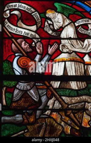 Gideon et la polaire. Détail de l'arbre Renaissance de Jesse vitrail dans l'église Saint-Rémi de Ceffonds, église du village à Ceffonds dans la région Champagne. Ce vitrail a été fabriqué au début du XVIe siècle par des maîtres verriers de la ville voisine de Troyes et est typique de l’école de verrerie Champenoise, réputée pour ses couleurs intenses. La fenêtre a été installée en 1512. Banque D'Images