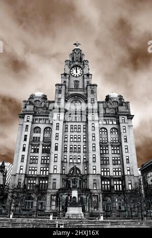 Royal Liver Building, Pier Head, Liverpool Banque D'Images