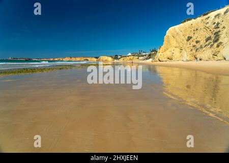 Der Strand Fuente de Gallo, Conil de la Frontera, Costa de la Luz, Andalusien, Espagnol | Fuente de Gallo Beach, Conil de la Frontera, Costa de la lu Banque D'Images