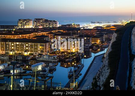 Brighton Marina la nuit Angleterre Europe Banque D'Images