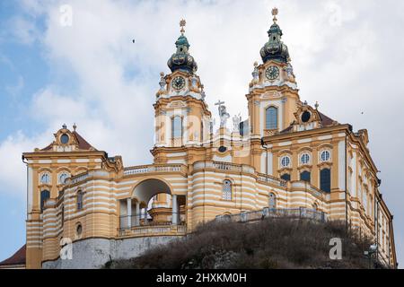 L'abbaye de Melk est une abbaye bénédictine autrichienne et l'un des sites monastiques les plus célèbres au monde. Patrimoine culturel mondial de l'UNESCO Banque D'Images