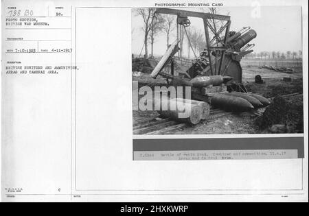 Howitzer et munitions britanniques, région d'Arras et de Cambrai. 4-11-1917. Collection de photographies de la première Guerre mondiale, 1914-1918 qui décrivent les activités militaires des forces armées et du personnel britanniques et d'autres nations pendant la première Guerre mondiale Banque D'Images