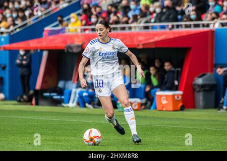 Barcelone, Catalogne. 13th mars 2022. EstherÂ Gonzalez du Real Madrid en action pendant le match Primera Iberdrola entre le FC Barcelona Femeni et le Real Madrid Femenino au stade Johan Cruyff.final score; FC Barcelona Femeni 5:0 Real Madrid Femenino (Credit image: © Thiago Prudencio/DAX via ZUMA Press Wire) Banque D'Images