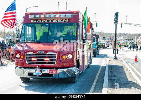 Worcester Fire Canteen St. Patrick's Day Parade, Worcester, Massachusetts, 13 mars 2022 Banque D'Images