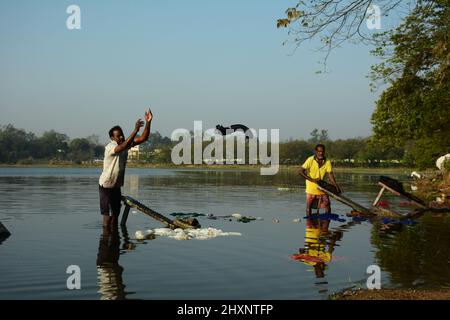 Santiniketan, Bengale-Occidental, Inde. 13th mars 2022. Activités quotidiennes de Dhobi ou lavoir de Santiniketan, Bengale-Occidental, Santiniketan (Credit image: © Samiran Nandy/Pacific Press via ZUMA Press Wire) Banque D'Images