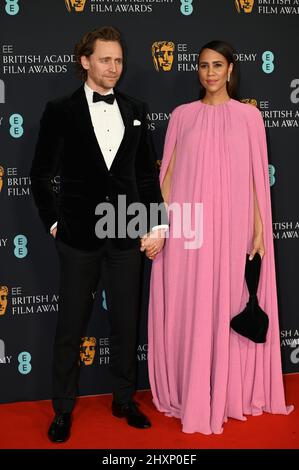Londres, Royaume-Uni - 13 mars 2022. Zawe Ashton et Tom Hiddleston arrivent aux Prix du film de l'EE British Academy 75th, After Party, Arrivals, Grosvenor House, Londres, Royaume-Uni - 13 mars 2022. Crédit : Picture Capital/Alamy Live News Banque D'Images