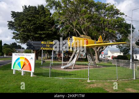 La deuxième guerre du carcajou un avion d'entraînement nord-américain T-6 de Harvard au parc d'aventure de Harvard, Pahiatua, district de Tararua, Île du Nord, Nouvelle-Zélande Banque D'Images