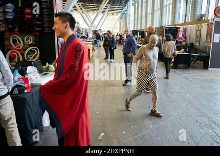 Matt Gone a son corps complètement tatoué, ainsi il a obtenu Guinness World Records Banque D'Images