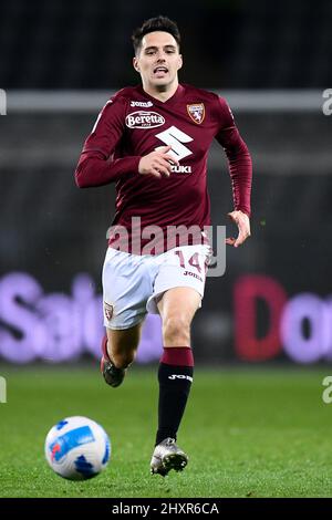 Turin, Italie. 13 mars 2022. Josip Brekalo du Torino FC en action pendant la série Un match de football entre le Torino FC et le FC Internazionale. Credit: Nicolò Campo/Alay Live News Banque D'Images