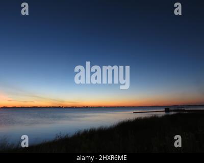 Lac Chascomus à Buenos Aires au coucher du soleil Banque D'Images