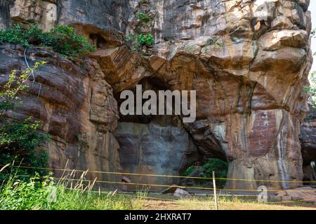 Abris de roche de Bhimbetka - un site archéologique dans le centre de l'Inde à Bhojpur Raisen dans le Madhya Pradesh. C'est un patrimoine mondial. Banque D'Images