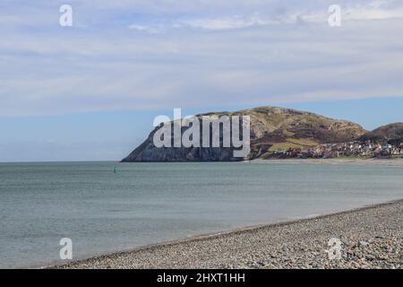 Vue sur la petite Orme à Llandudno Banque D'Images